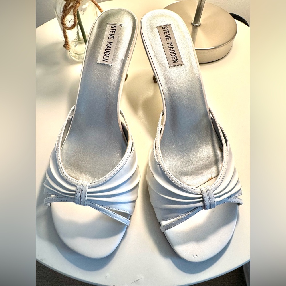 👡 Steve Madden Bright White 3” Heel Open Toed Leather Bow Sandals Dress Shoes